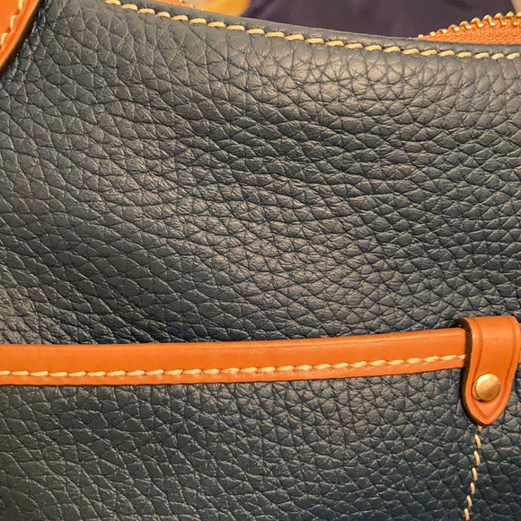 Dooney & Bourke Crossbody or Short Shoulder bag - Picture 6 of 6